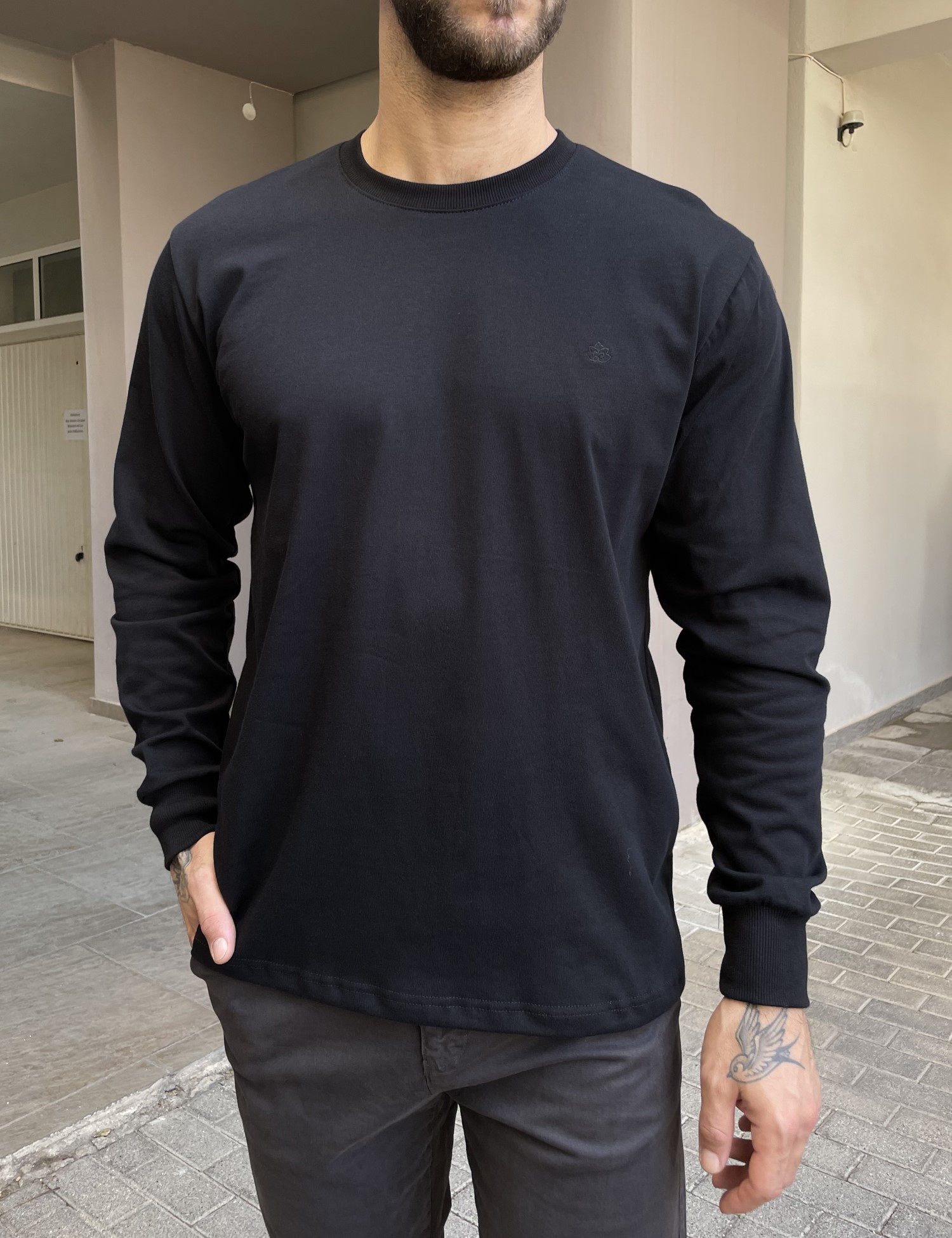 Everbest Everbest Ανδρική μαύρη βαμβακερή μπλούζα Plus size 2610160M